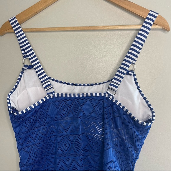Royal Blue 2-piece Swimsuit - Picture 6 of 11